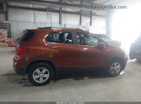 3GNCJPSB2KL254680 2019 CHEVROLET TRAX Оранжевый Вид щитка приборов