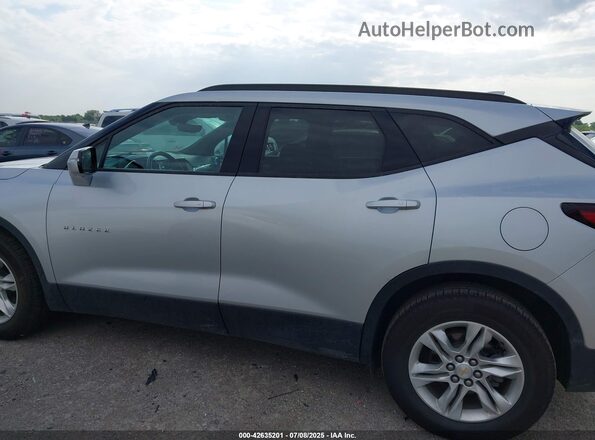 3GNKBDRS6MS560285 2021 CHEVROLET BLAZER Silver Widok wnętrza 360 stopni