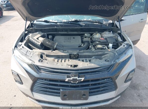 3GNKBHR46MS552048 2021 CHEVROLET BLAZER Silver Հետևի տեսք