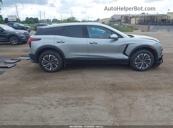 3GNKDBRJ1RS179635 2024 CHEVROLET BLAZER Silver 