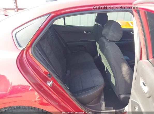 3KPA24AD4ME412393 2021 KIA RIO Red Vista de la etiqueta del VIN
