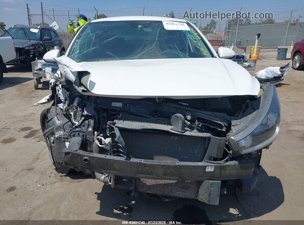 3KPA24AD6ME424299 2021 KIA RIO White უკანა სალონის ხედი