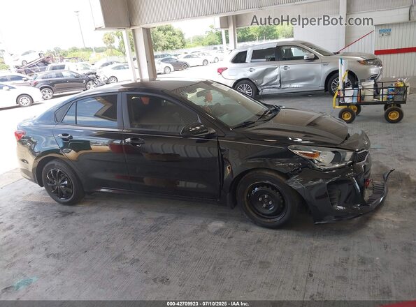 3KPA24AD9LE314006 2020 KIA RIO Black Rear interior view