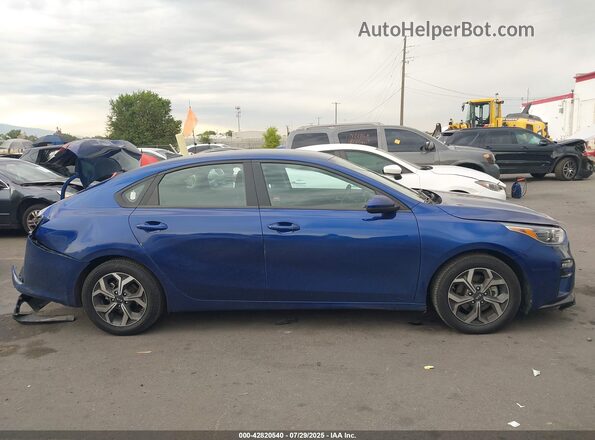 3KPF24AD2ME287173 2021 KIA FORTE Blue უკანა სალონის ხედი