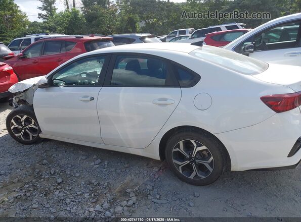 3KPF24AD4ME335837 2021 KIA FORTE White სალონის 360-გრადუსიანი ხედი