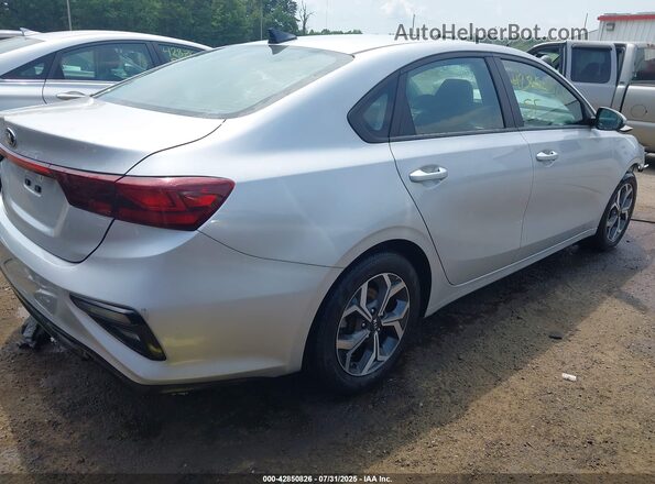 3KPF24AD5ME364571 2021 KIA FORTE Silver 