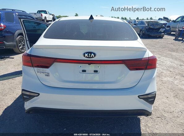 3KPF24AD6ME277214 2021 KIA FORTE White 