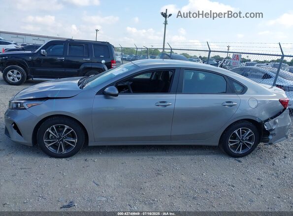 3KPF24ADXRE701985 2024 KIA FORTE Серебряный Панорамный вид салона 360°