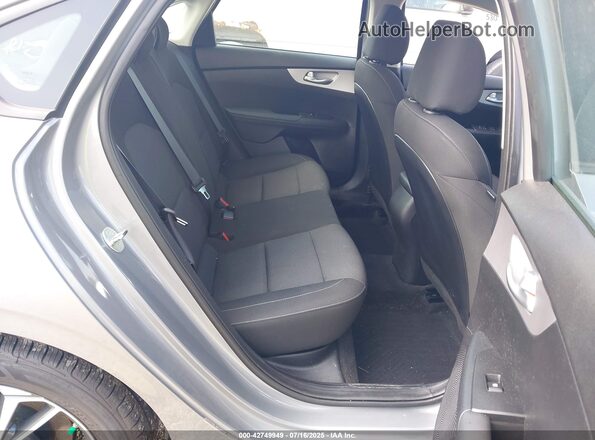 3KPF24ADXRE701985 2024 KIA FORTE Серебряный Вид наклейки с VIN-кодом