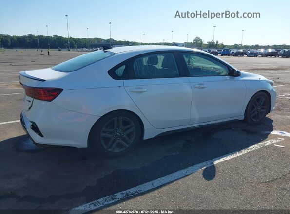 3KPF34AD8ME330430 2021 KIA FORTE White უკანა მარჯვენა