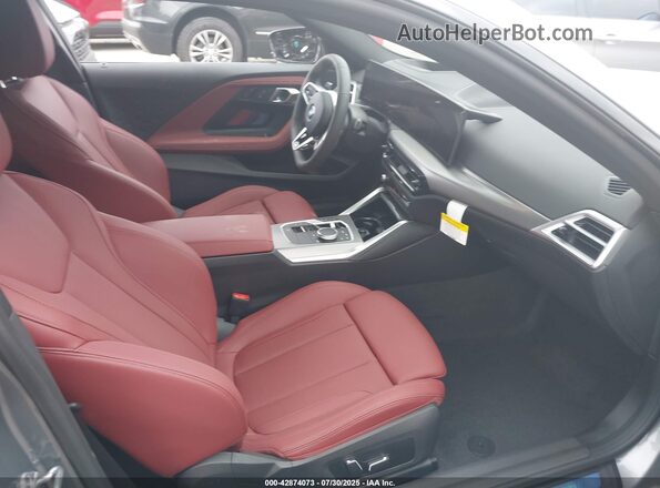 3MW23CM03S8F61312 2025 BMW 2 SERIES Gray Вид салону спереду