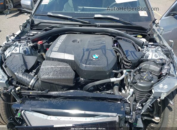 3MW89CW07S8F39092 2025 BMW 3 SERIES Silver Widok z tyłu
