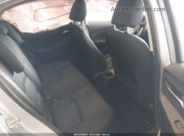 3MYDLBYV6HY169771 2017 TOYOTA YARIS IA Silver 