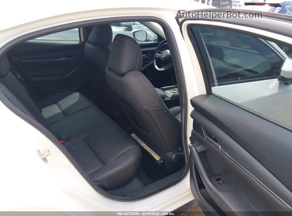 3MZBPABM7MM204739 2021 MAZDA 3 White 