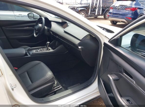 3MZBPABM7MM204739 2021 MAZDA 3 White 