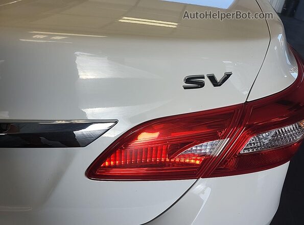 3N1AB7AP6KY379410 2019 NISSAN SENTRA  Առջևի ձախ երեք քառորդ տեսարան