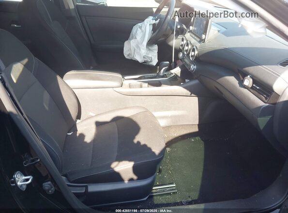 3N1AB8CV1MY208889 2021 NISSAN SENTRA Black Front interior view