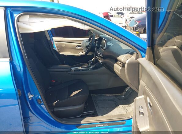 3N1AB8CV2RY228480 2024 NISSAN SENTRA Blue Սալոնի դիմացի տեսք