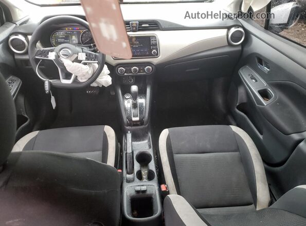 3N1CN8EV0ML894207 2021 NISSAN VERSA Silver Dashboard view
