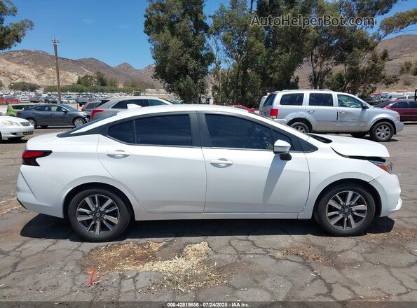 3N1CN8EV1ML869770 2021 NISSAN VERSA White Սարքավորումների վահանակի տեսք