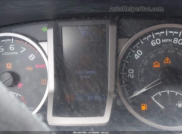 3TMCZ5AN0JM124066 2018 TOYOTA TACOMA Silver Widok wnętrza 360 stopni