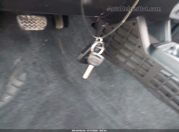 3TMCZ5AN9MM440876 2021 TOYOTA TACOMA Red Вид панелі приладів