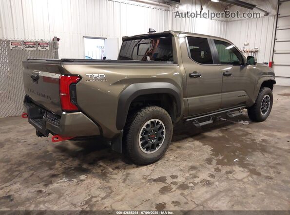 3TMLB5JN6RM076802 2024 TOYOTA TACOMA Green 