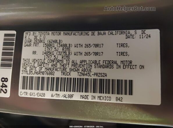 3TMLB5JN6RM076802 2024 TOYOTA TACOMA Green 