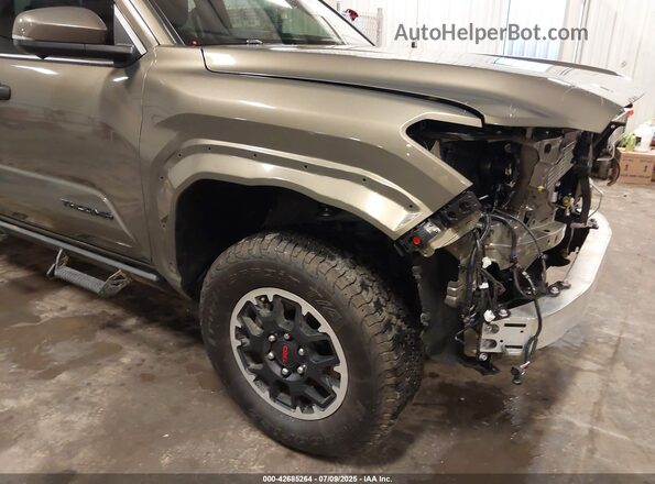 3TMLB5JN6RM076802 2024 TOYOTA TACOMA Green 