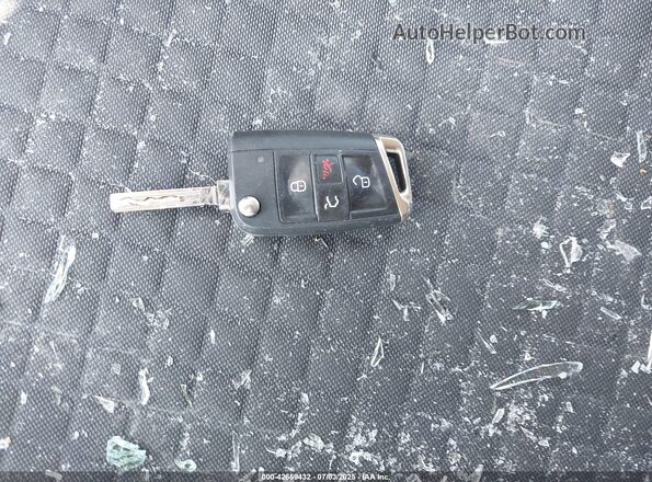 3VV1B7AX3MM034585 2021 VOLKSWAGEN TIGUAN Серый Вид панели приборов