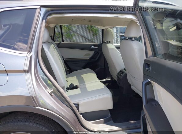 3VV2B7AX3MM064707 2021 VOLKSWAGEN TIGUAN Gray Widok naklejki z numerem VIN
