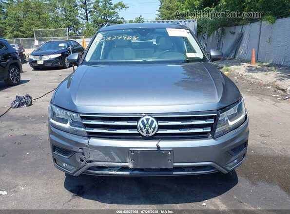 3VV2B7AX3MM064707 2021 VOLKSWAGEN TIGUAN Gray Widok z przodu