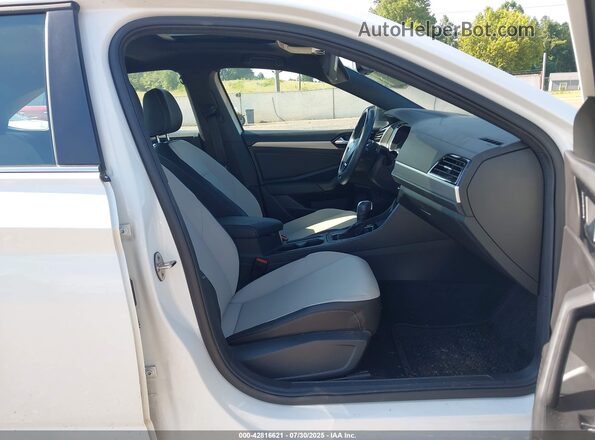 3VWC57BU0MM039792 2021 VOLKSWAGEN JETTA White Vista interior delantera