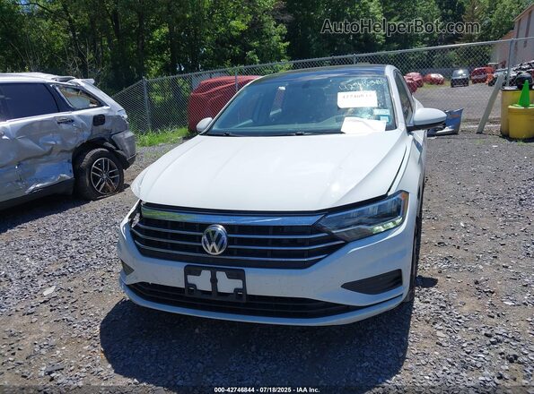 3VWC57BU5MM018422 2021 VOLKSWAGEN JETTA White ხელსაწყოთა პანელის ხედი