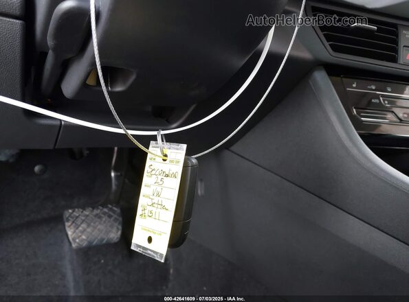 3VWEX7BU4SM030951 2025 VOLKSWAGEN JETTA Gray 