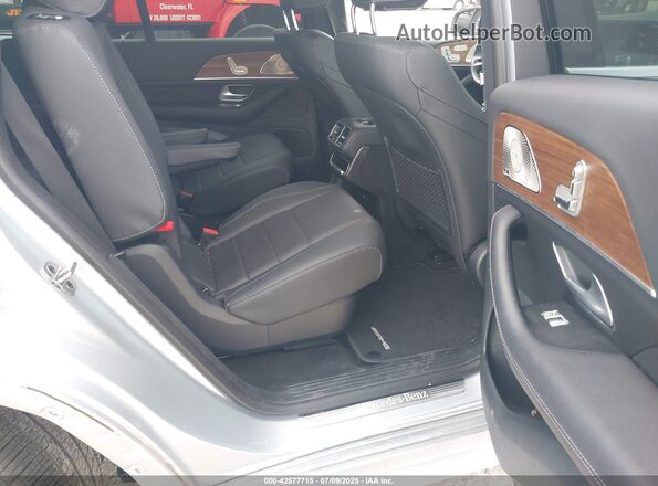 4JGFF5KE4SB305342 2025 MERCEDES-BENZ GLS 450 Silver VIN კოდის სტიკერის ხედი