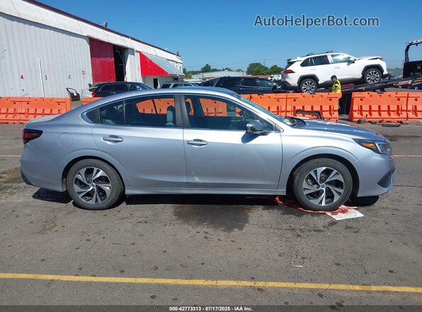 4S3BWAC67N3017137 2022 SUBARU LEGACY Silver უკანა სალონის ხედი