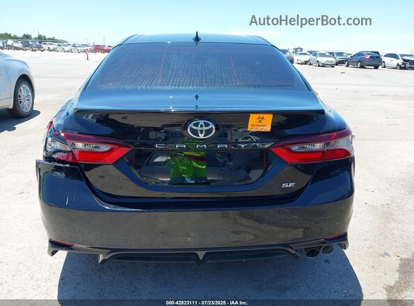4T1G11AKXMU419422 2021 TOYOTA CAMRY Black 