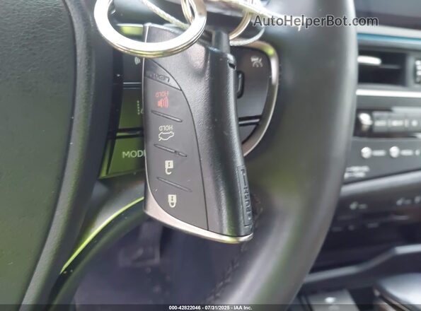 58ADZ1B18NU124086 2022 LEXUS ES 350 Синий Вид панели приборов