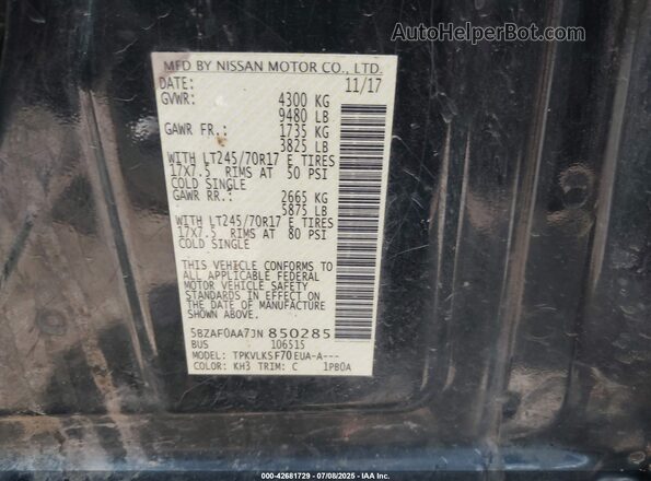 5BZAF0AA7JN850285 2018 NISSAN NV PASSENGER NV3500 HD Black Vista del compartimento del motor