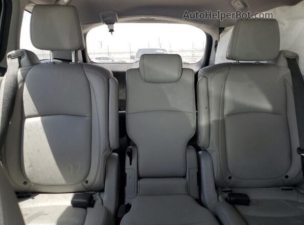 5FNRL6H63PB048629 2023 HONDA ODYSSEY Silver 