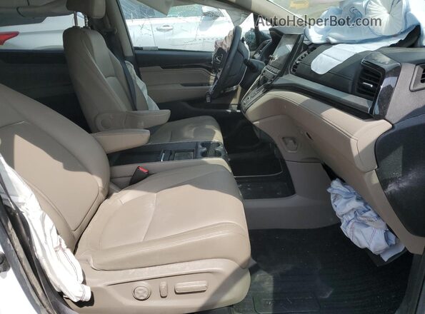 5FNRL6H88PB011867 2023 HONDA ODYSSEY White Widok wnętrza z przodu
