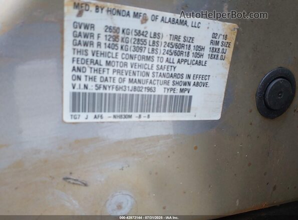 5FNYF6H31JB021963 2018 HONDA PILOT Silver Vista del compartimento del motor