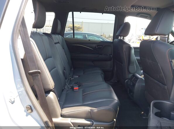 5FNYF8H68NB026640 2022 HONDA PASSPORT Gray 