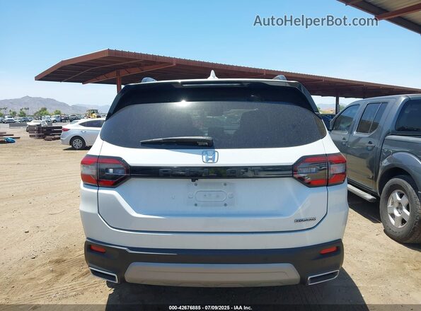 5FNYG2H70PB002497 2023 HONDA PILOT Белый 