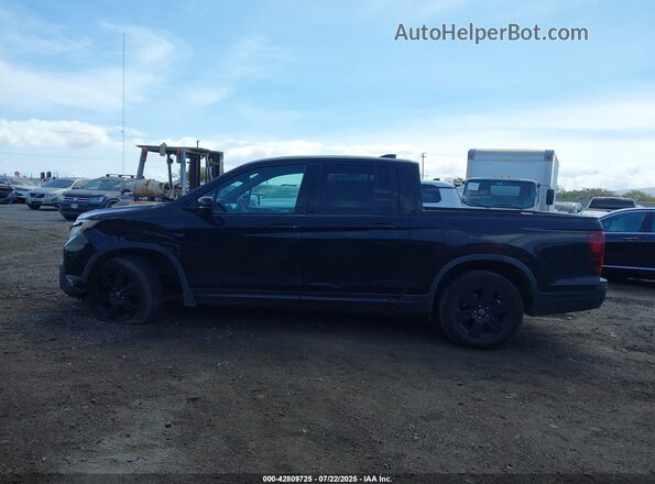 5FPYK3F82JB013712 2018 HONDA RIDGELINE Black Rear interior view