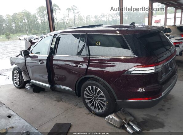 5LM5J7XC8RGL07165 2024 LINCOLN AVIATOR Maroon Widok wnętrza z tyłu
