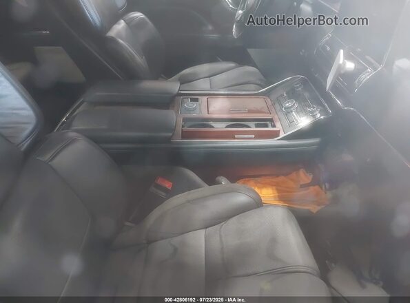 5LMJJ2LGXPEL10846 2023 LINCOLN NAVIGATOR Black Widok wnętrza z przodu