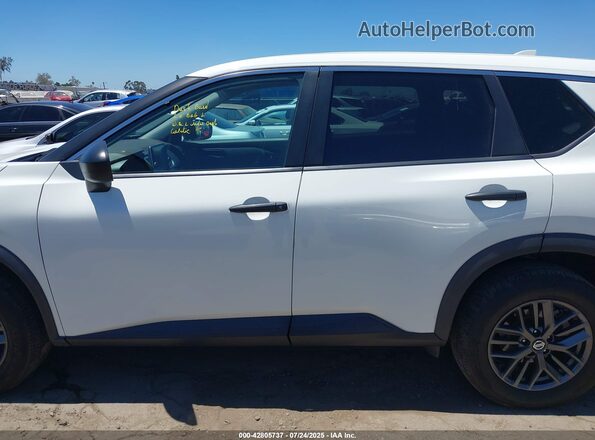 5N1AT3AA3MC695241 2021 NISSAN ROGUE White Widok wnętrza 360 stopni