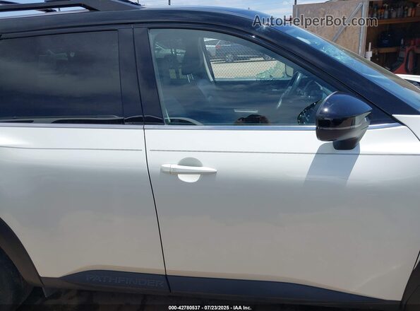 5N1DR3CA4PC263321 2023 NISSAN PATHFINDER White Սալոնի հետևի տեսք